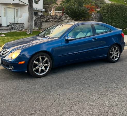 MERCEDES BENZ C230 for sale by owner