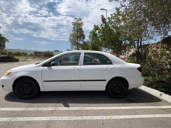 2005 Toyota Corolla - Low milage for sale by owner