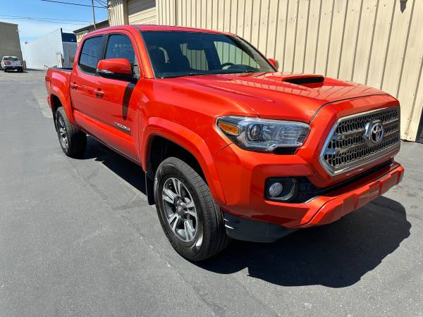 2017 Toyota Tacoma for sale by owner