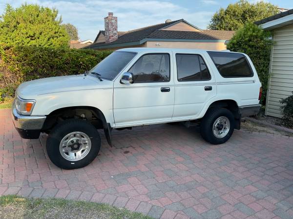 Toyota 4 Runner  1995 for sale by owner