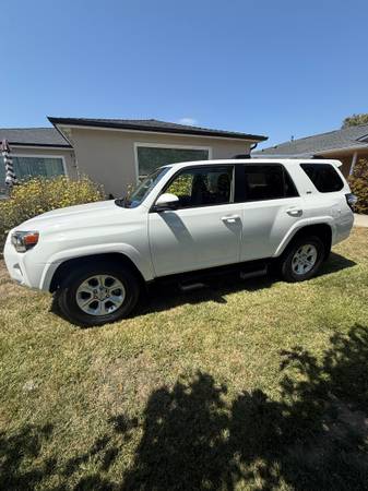 2021 Toyota 4Runner SR5 for sale by owner
