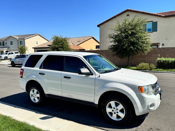 ⚡️ 2009 FORD ESCAPE $4100 Low Miles 121,000 ⚡️ for sale by owner