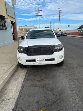 2005 tacoma  prerunner TRD off road access cab V6 2WD for sale by owner
