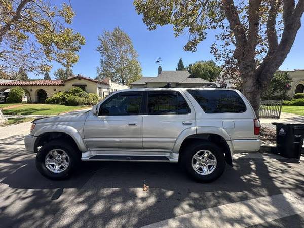 2000 2X2 TOYOTA 4RUNNER SR5 276K MILES for sale by owner