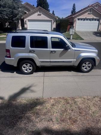 2011 Jeep Liberty for sale by owner