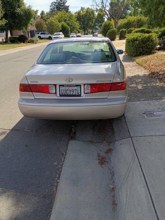 Camry 2001  4 cylinder  LE for sale by owner