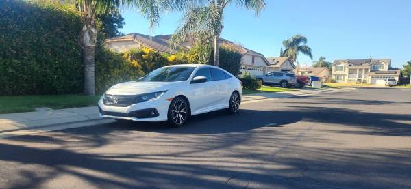 2019 Honda Civic Sport for sale by owner