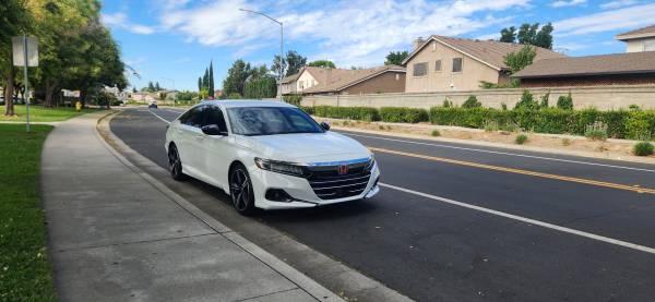 2022 Honda Accord Sport Hybrid for sale by owner