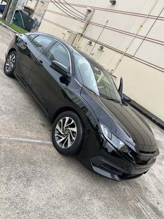2018 HONDA CIVIC EX LOW MILES ONLY 65K MUST SEE! CLEAN INSIDE &OUT! for sale by owner