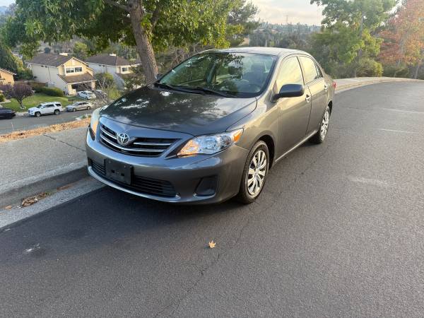 Toyota Corolla 2013 for sale by owner