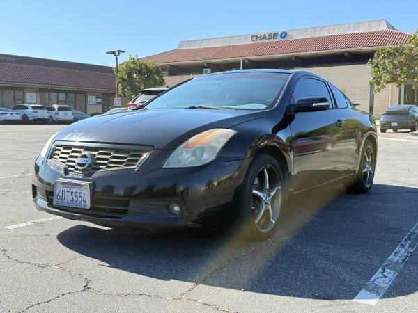2008 Nissan Altima Coupe SE for sale by owner