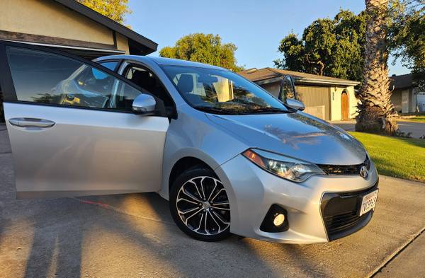 2016 TOYOTA COROLLA S for sale by owner