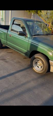 TOYOTA TACOMA 1996 for sale by owner