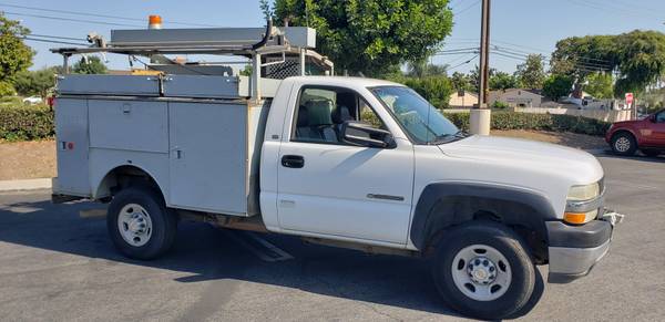 2002 Chevy Silverado 2500 HD clean title generator utility body for sale by owner