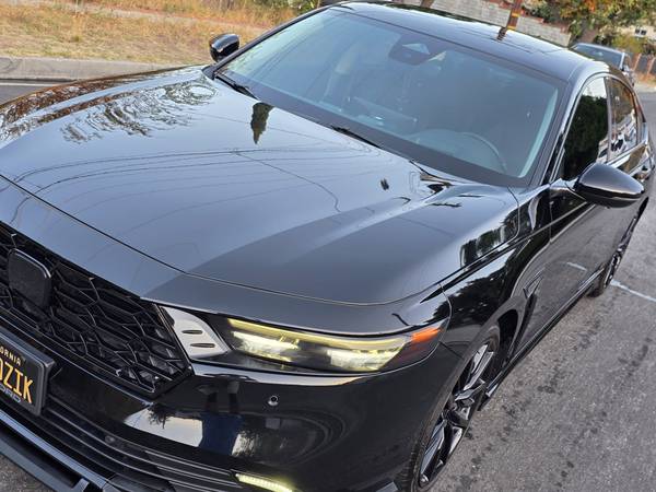 2024 HONDA ACCORD,HYBRID,TOURING, BLK  EDITION, CLEAN TITLE, LOW MILES for sale by owner