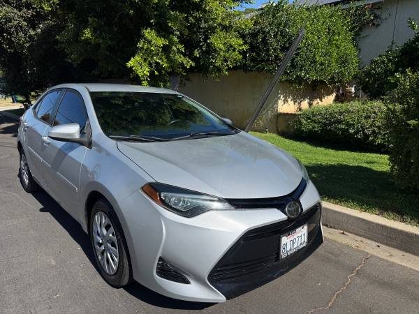 2018 Toyota Corolla Clean Title in great condition for sale by owner
