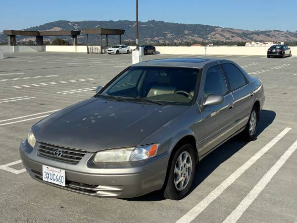 1998 Toyota Camry 3.0L V6 for sale by owner