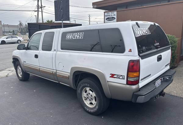 2002 Chevy Silverado Z71 clean low miles for sale by owner