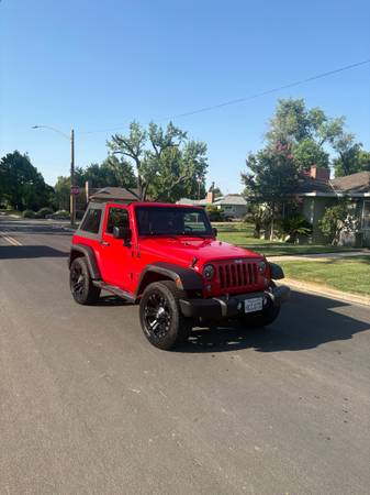 2015 Jeep Wrangler Sport 4x4 – Automatic – Clean Title for sale by owner