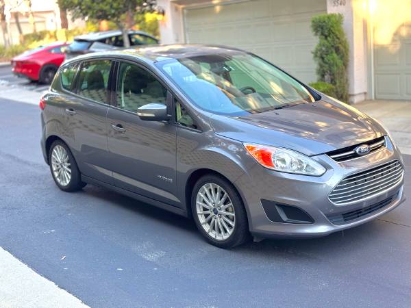 2014 Ford C-Max Hybrid for sale by owner