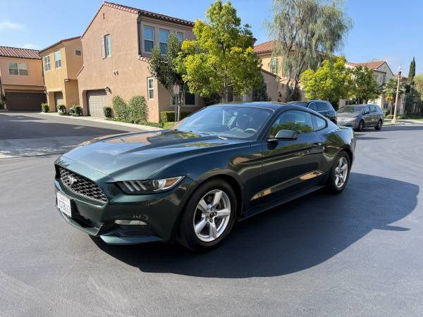 2016 Ford Mustang V6 Coupe – Powerful, Clean & Fun to Drive! for sale by owner