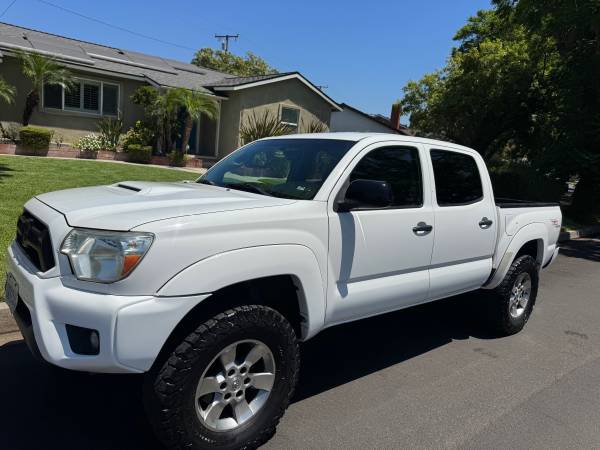 2013 Toyota Tacoma trd sport for sale by owner