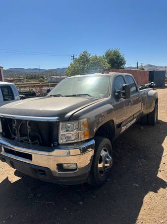 2012 Chevy Silverado 3500HD Duramax Dually for sale by owner