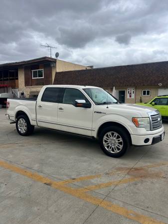Absolutely beautiful 2009 Ford F150 platinum crew cab for sale by owner