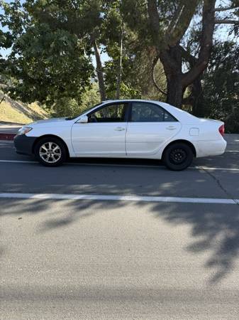 2004 TOYOTA CAMRY for sale by owner