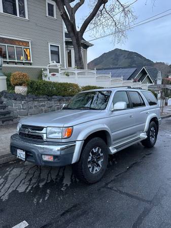 2002 Toyota 4Runner SR5 for sale by owner