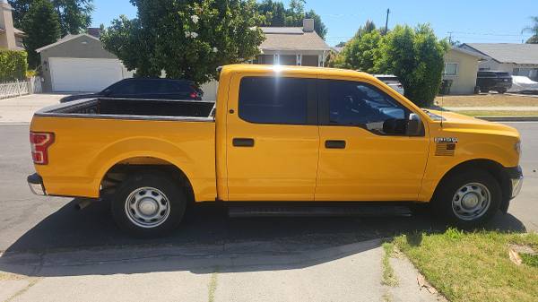 2018 Ford F150 SuperCrew XL 5.0L F-150 for sale by owner