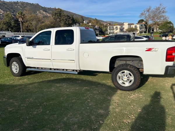 Chevrolet 2500 HD Silverado 4x4 Longbed Truck for sale by owner