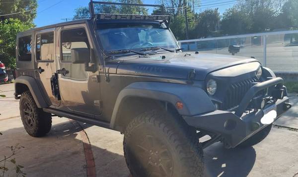 2016 Jeep Wrangler Willys for sale by owner