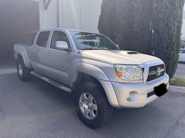 2011 Toyota Tacoma for sale by owner