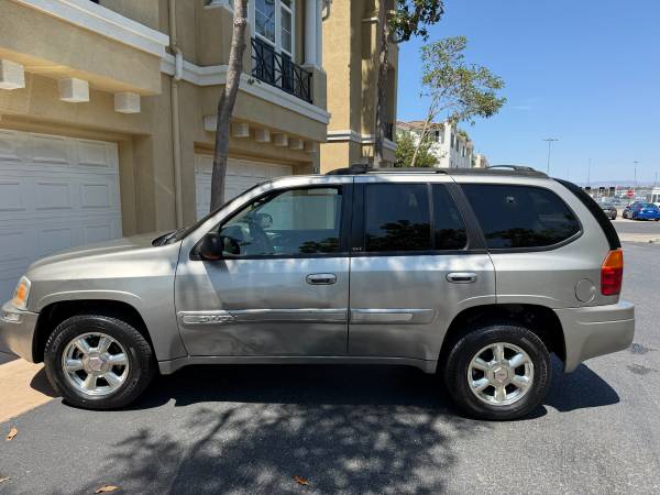 2003 GMC envoy 4wd realible suv good deal for sale by owner