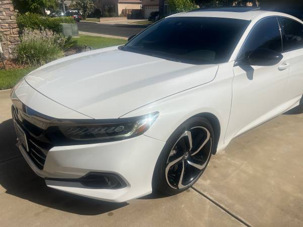2021 Honda Accord 2.0 Turbo for sale by owner