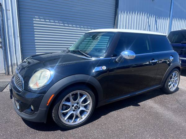 2011 MINI HARDTOP COOPER S for sale by owner