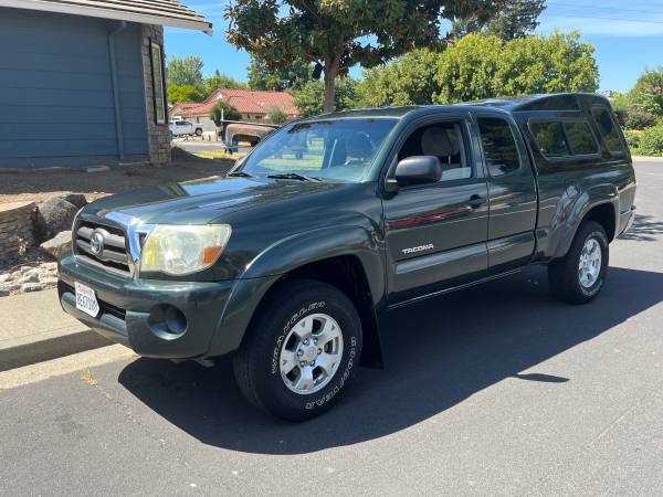 2009 Toyota Tacoma 5 speed manual 4x4 201k miles for sale by owner
