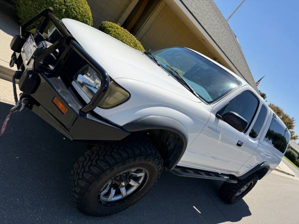 1999 Toyota Tacoma 4WD for sale by owner
