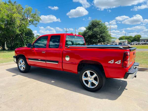 2003 chevy Silverado 4x4! Only 93k miles! One Owner! for sale by owner