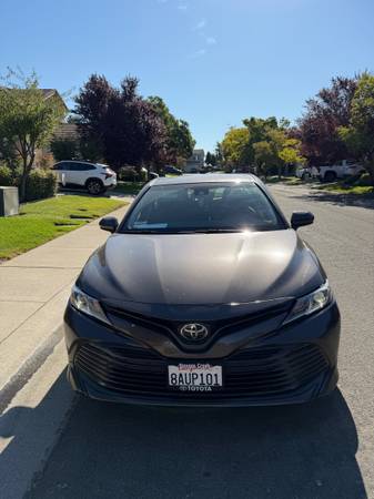 2018 Toyota Camry for sale by owner