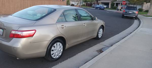 2008 Toyota camry le 951-288-9146 for sale by owner