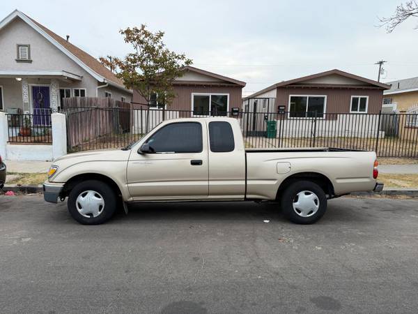 2002 toyota tacoma extra cab 4 cylinder engine for sale by owner
