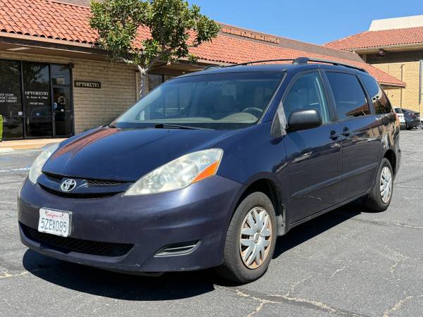 2007 Toyota Sienna LE for sale by owner
