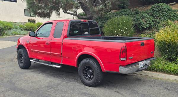 2002 Ford F-150 Lariat SuperCab Triton 5.4L V8 for sale by owner
