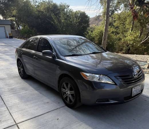 🚗 FOR SALE: 2008 Toyota Camry – $6500 for sale by owner