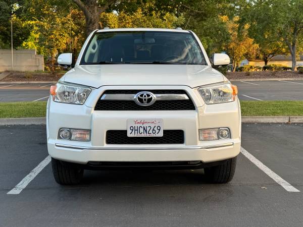 2011 Toyota 4Runner Limited 4WD for sale by owner