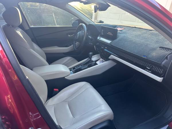 2023 Honda Accord Hybrid for sale by owner